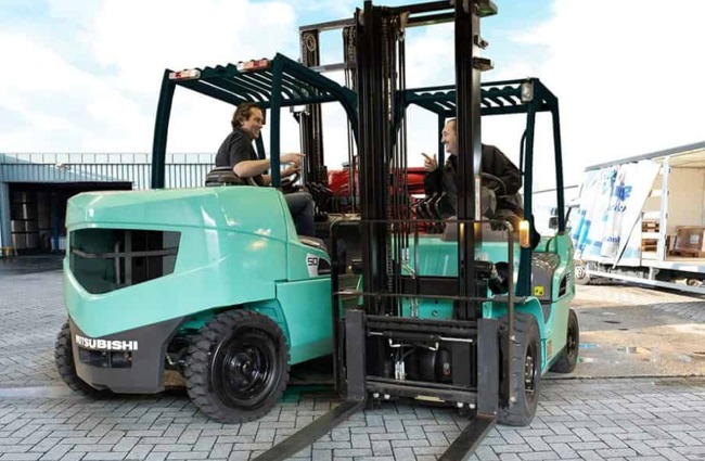 service_used Used forklift trucks available to hire