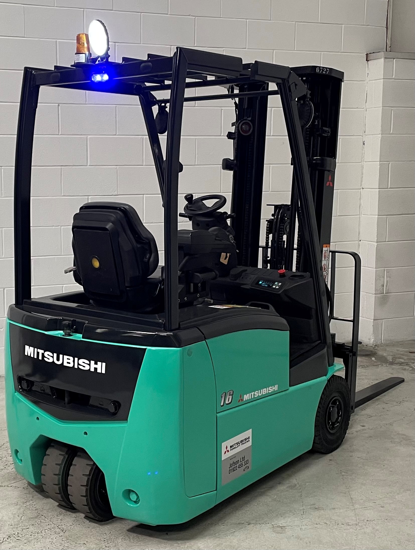 Year 2015 1.6 Tonne 3WE Electric With Triplex