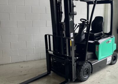 Jofson Triplex & New Battery Forklift